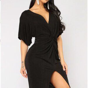 (NWT) Fashion Nova | Black Full Gown Knot